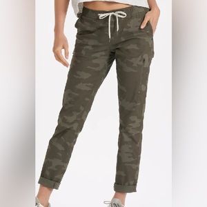 NWT Vuori Ripstop Pant